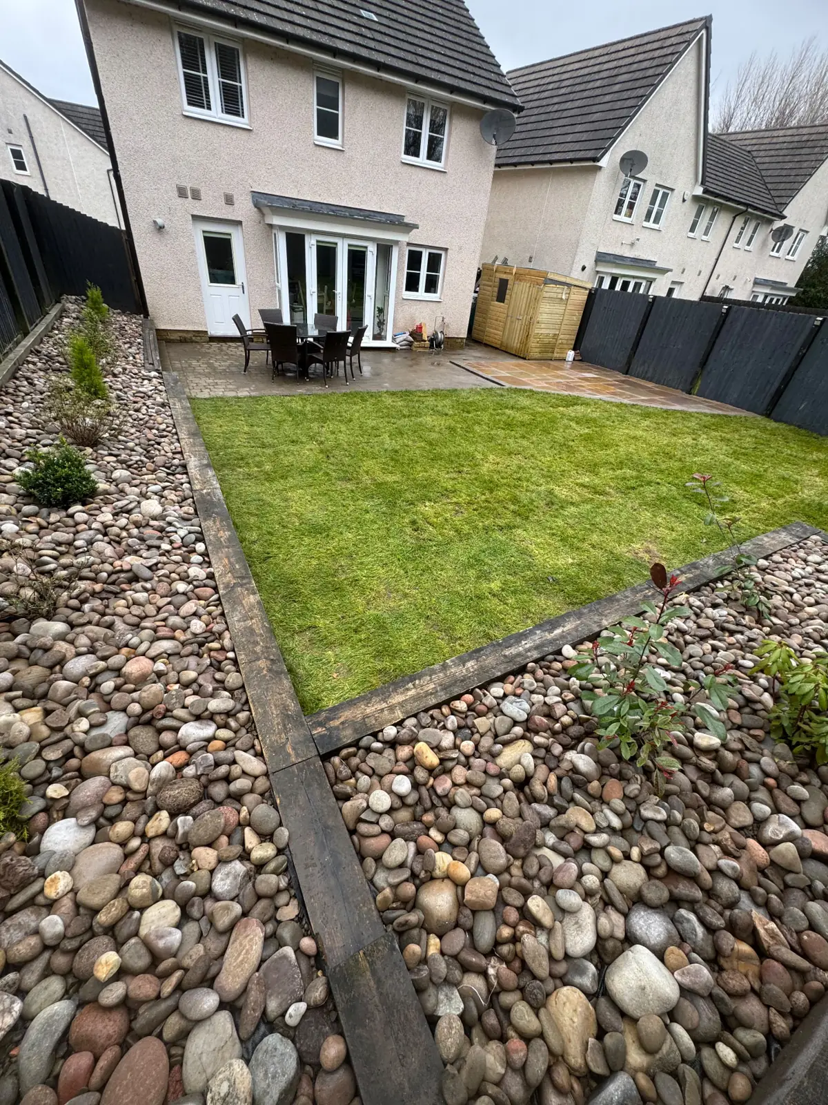 Finished landSKapes garden with new lawn and patio